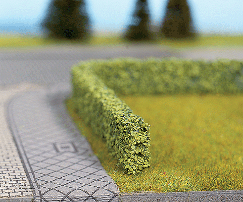 Noch Gmbh 21512 Hedges - 19-5/8" 50cm Long -- Light Green - 5/8 x 3/8" 1.5 x .8cm pkg(2), All Scales