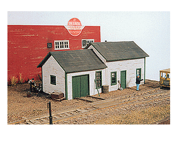 JL Innovative Design 261 EAST SIDE JUNCTION HOUSE, HO Scale