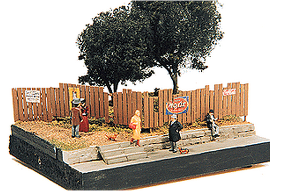 JL Innovative Design 305 CUSTOM FENCE Asst Colors, HO Scale