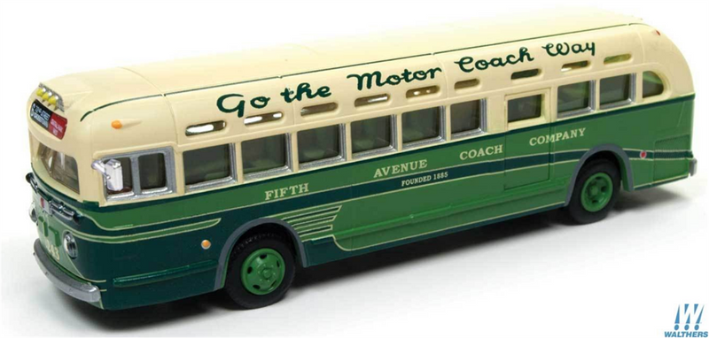 Classic Metal Works 32310 GMC TDH3610 Transit Bus - Fifth Ave. Coach Company (2-Tone Green, cream, Sign: 72nd St. Cross Town), HO