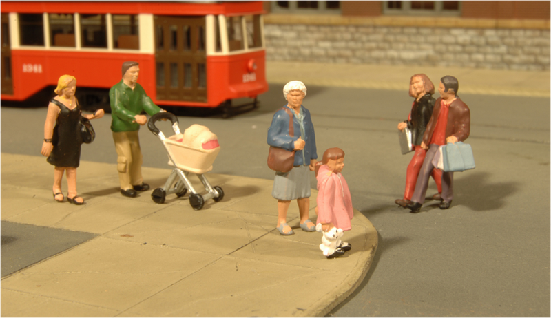 Bachmann 33159 STROLLING FIGURES, O