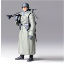 Tamiya 36306 German Machine Gunner 1:16