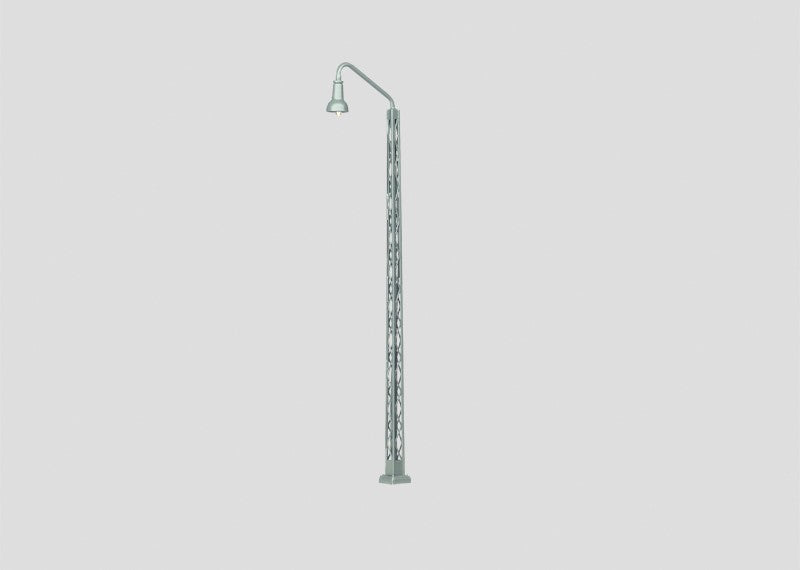 Lattice Mast Light - Height 140 mm / 5-1/2", HO Scale