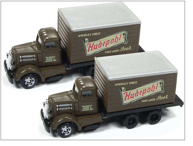 CMW 50374 White WC 22 Refrigerated Box Truck - Assembled - Mini-Metals -- Hudepohl Beer (brown, silver, black), N scale