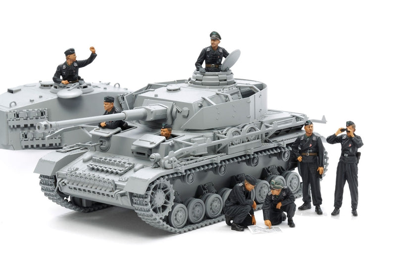 Tamiya 35354 WEHRMACHT TANK CREW SET, 1:35 Scale