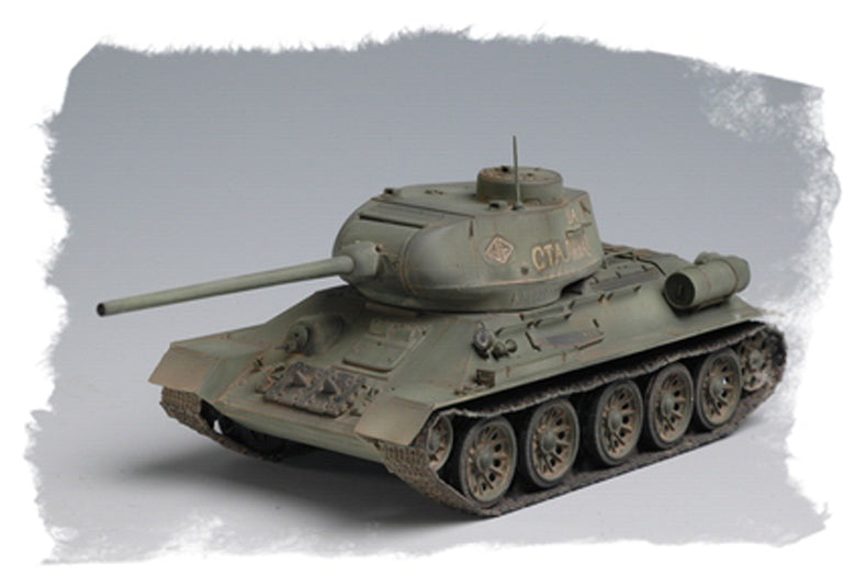 HobbyBoss T-34/85 (Model 1944 flattened turret)Tank 84807 1:48