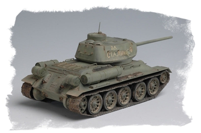 HobbyBoss T-34/85 (Model 1944 flattened turret)Tank 84807 1:48