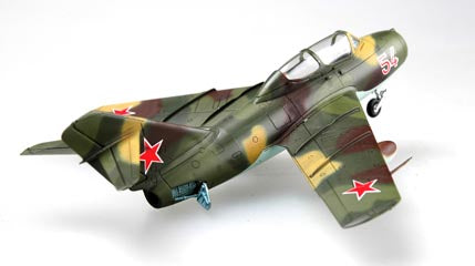 HobbyBoss MiG-15UTI Midget 80262 1:72