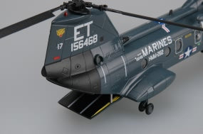 HobbyBoss CH-46D Seaknight 87213 1:72