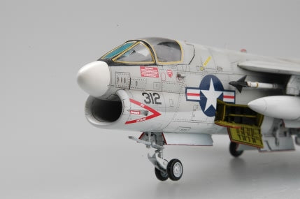 HobyBoss A-7A CORSAIR II 87201 1:72