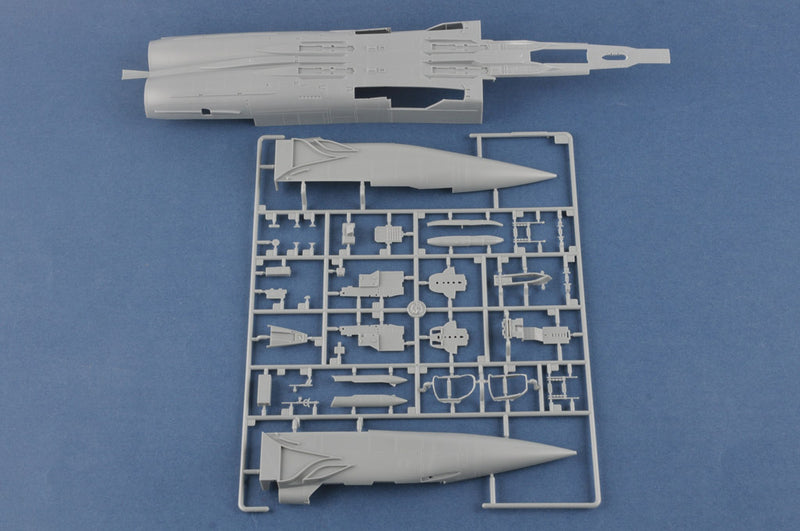 HobbyBoss MiG-31BM. w/KH-47M2 81770 1:48