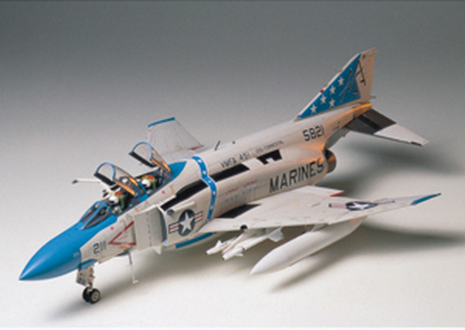 Tamiya 60306 McDonnell F-4 J Phantom II Kit 1:32