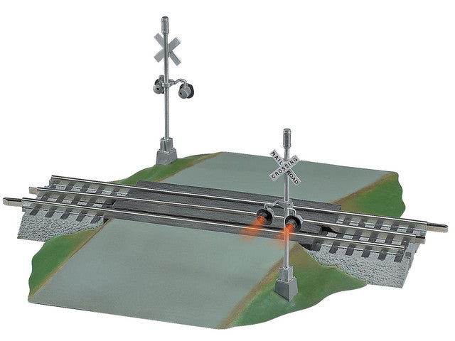 Lionel 612052 FasTrack Grade Crossing with Flashers, O Scale