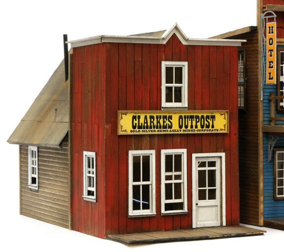 Banta Modelworks 6121 Clarke's Outpost, O Scale