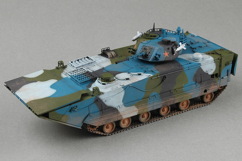 HobbyBoss PLA ZBD-05 Amphibious IFV 82483 1:35