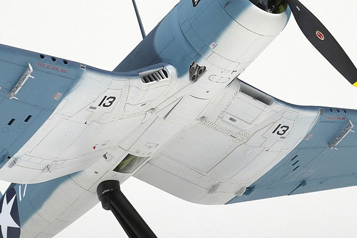 Tamiya 60324 VOUGHT F4U-1 CORSAIR "Birdcage", 1:32 Scale