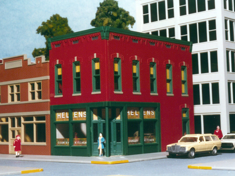 Smalltown USA 699-6012 Helen's Country Kitchen, HO Scale