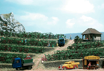 Busch Gmbh & Co Kg 1200 Grape Vines -- Kit - pkg(80), HO Scale
