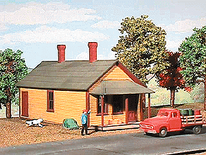 American Model Builders 629 One-Story Section House -- 3 x 1-1/4 x 1-1/2" 7.5 x 3.1 x 3.7cm, N Scale