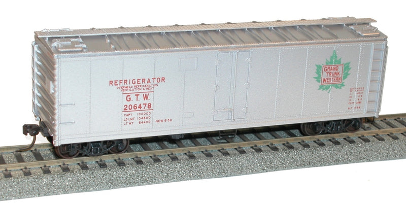 Accurail 8319 40' Hinged Door Steel Reefer, Grand Trunk Western Built 1959, HO