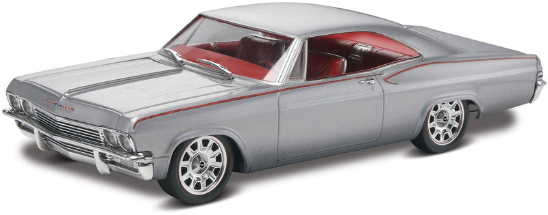 Revell Monogram 1/25 '65 Chevy Impala