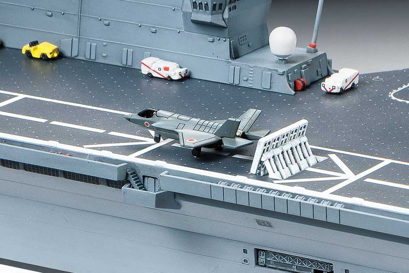 Tamiya 25413 DDV192 IBUKI Aircraft Carrier, 1:700 Scale