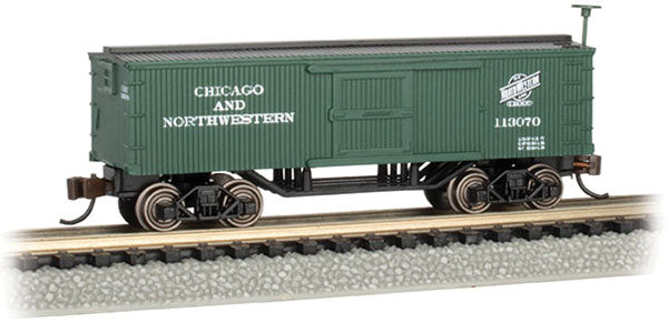 Bachmann 15655 Old-Time Wood Boxcar - Ready to Run -- Chicago & North Western, N Scale