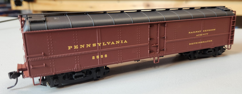 Walthers 920-9740 The General -- Deluxe #1 -Car #1- 50' Pennsylvania Class R50b Express Reefer #2556- HO