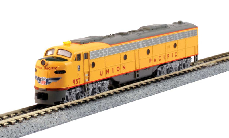 Kato 1765323 EMD E8A w/Passenger Pilot, Single Headlight - Standard DC -- Union Pacific 947 (Armour Yellow, gray, red), N Scale