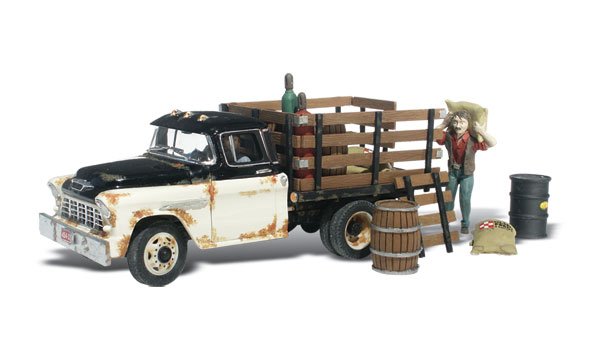 Woodland Scenics AS5335 AutoScenes - Henry's Haulin', N Scale