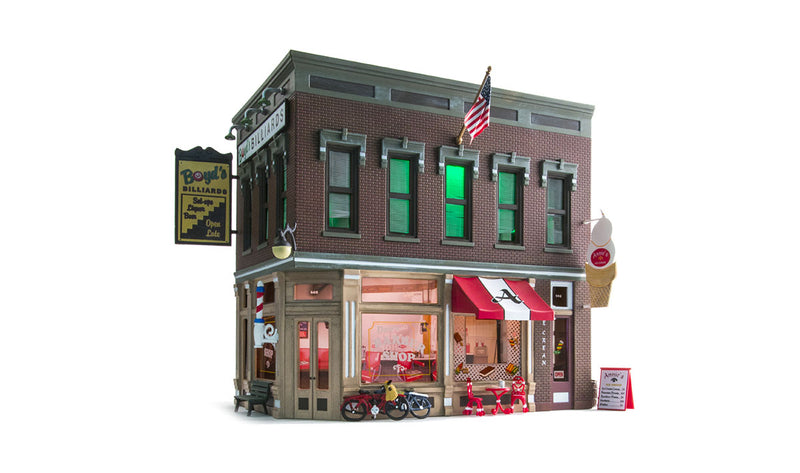 Woodland Scenics BR5844 Corner Emporium, O Scale