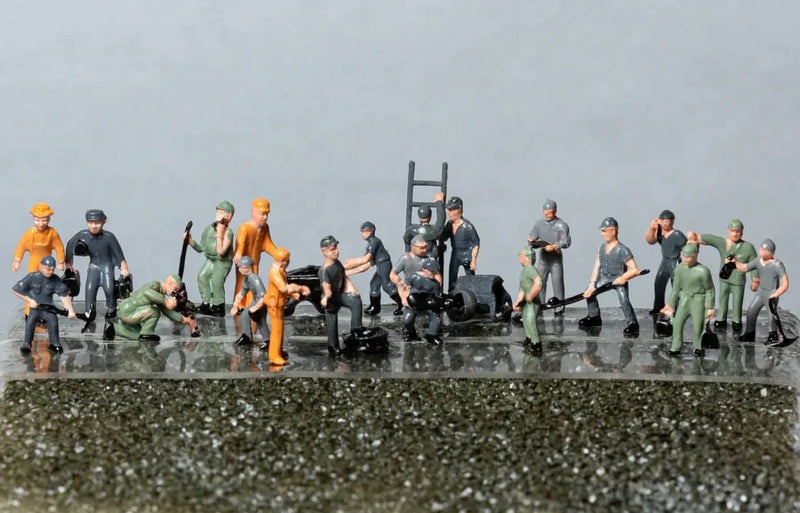 Rock Island Hobby RIH062100 HO Scale Working People