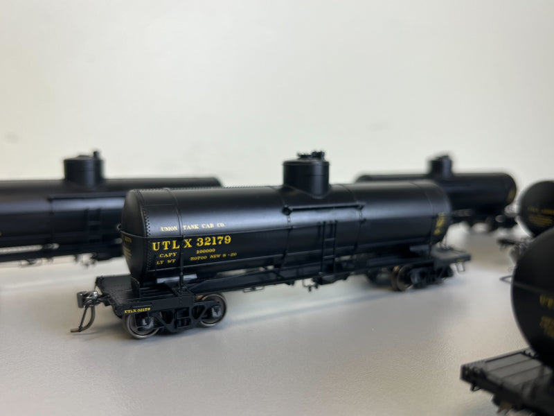 Rapido 159002 HO Union X-3 Tankcar: UTLX - 1930s Paint: 6-Pack