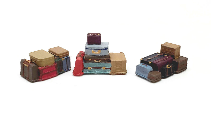 All Scale Miniatures 870986 Luggage Stacks (Assorted) 5pack, HO