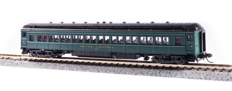 BLI 6534 MEC 80' Passenger Coach, Green & Gold, 2-pack A, N (Fantasy Paint Scheme)