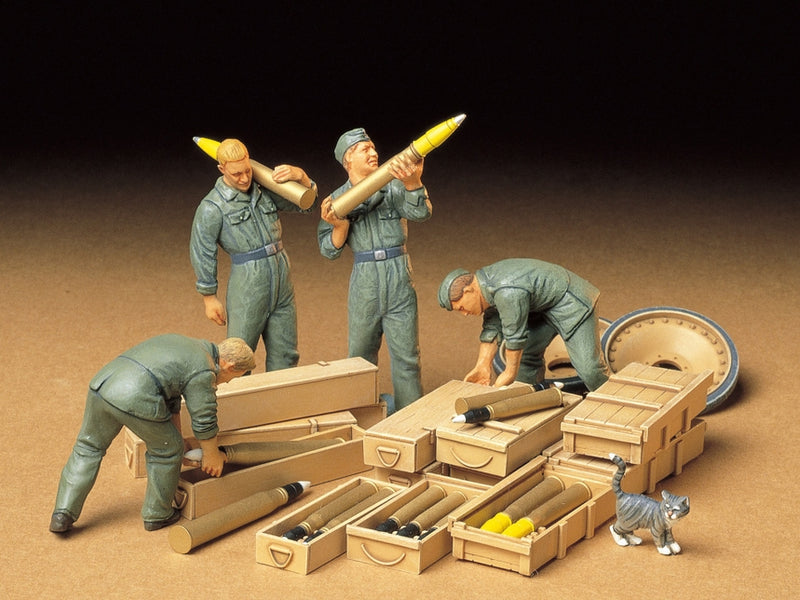 Tamiya 35188 GERMAN TANK AMMO-LOADING CREW, 1:35 Scale