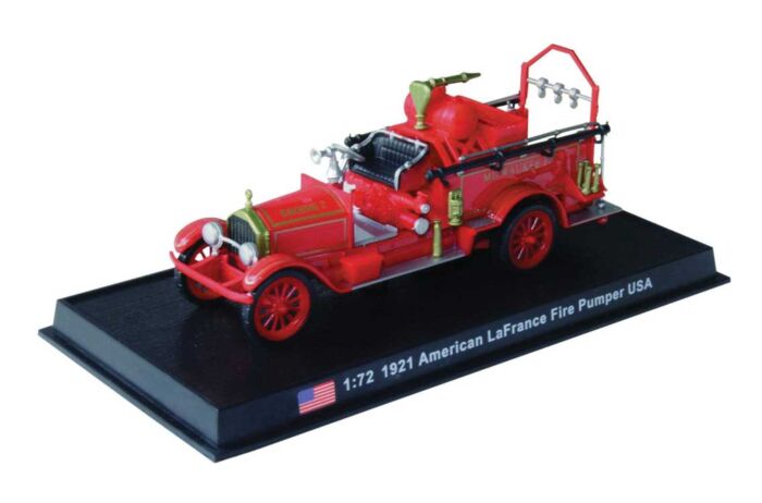 William Tell International Inc ACSF38 American LaFrance Pumper - Assembled -- Milwaukee, Wisconsin, 1921 (red), 1:72 Scale