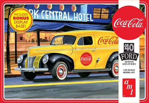 AMT Model Kits AMT1161 40 Ford Sedan Delivery (CocaCola) 1:25