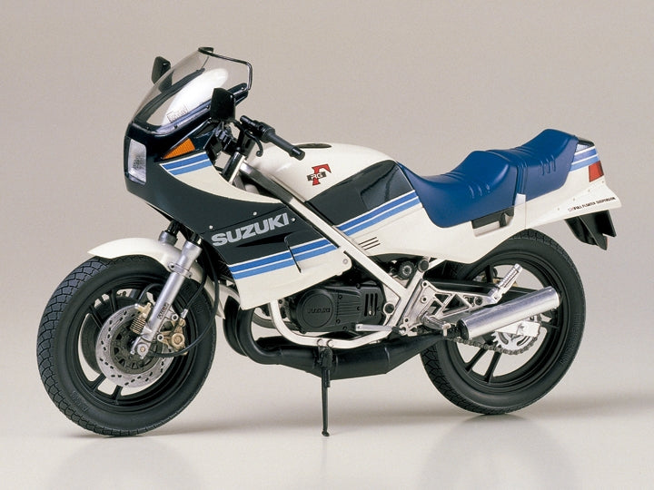 Tamiya 14024 SUZUKI RG250 KIT Cf424, 1:12 Scale