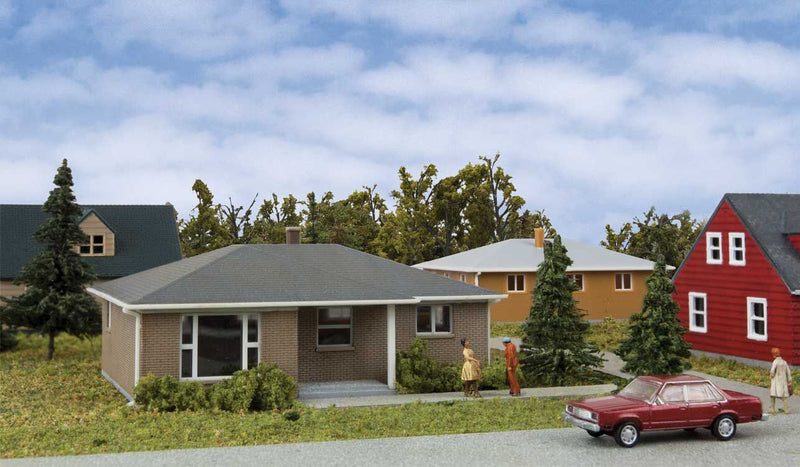 Walthers Cornerstone 933-3838 Brick Ranch House -- Kit - 3-1/16 x 2-9/32 x 1-1/4" 7.7 x 5.7 x 3.17cm, N Scale