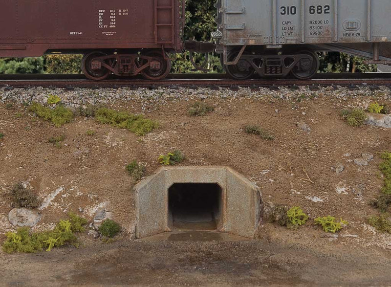 Walthers Cornerstone 933-4558 Concrete Culverts -- Kit - 1-1/2 x 1/2 x 13/16" 3.8 x 1.2 x 2cm, HO Scale