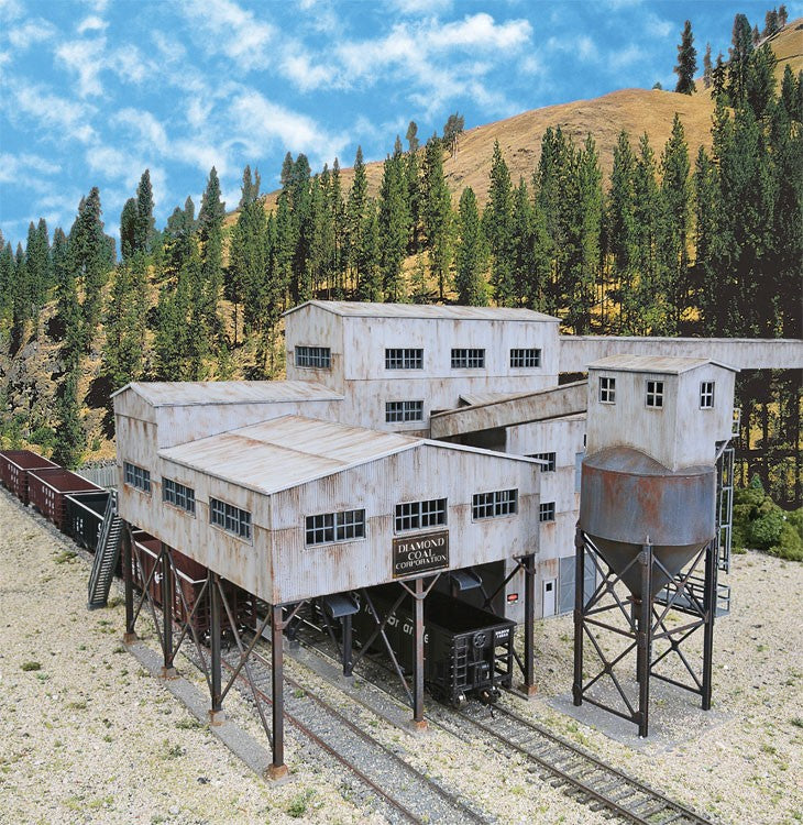 Walthers Cornerstone 933-4046 Diamond Coal Corporation - Kit - 19-3/8 x 13-3/16 x 7-1/2" 49.2 x 33.4 x 19cm, HO Scale