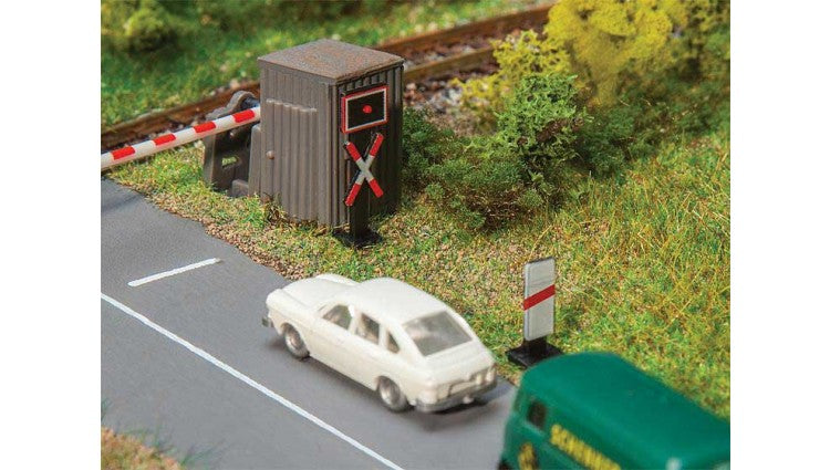 Faller Gmbh 272913 European-Style St. Andrew's Crosses and Warning Lights Set, N Scale