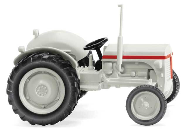 Wiking 89205 Ferguson TE Farm Tractor - Assembled -- Gray, Red, HO Scale