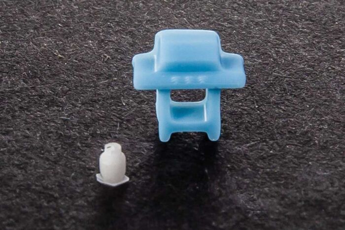 All Scale Miniatures 1601864 Grill with Lid Attached and Propane Tank, N Scale