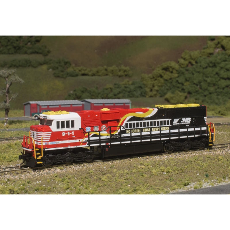 PREORDER Atlas 40003991 N GOLD SD60E NORFOLK SOUTHERN "HONORING FIRST RESPONDERS"