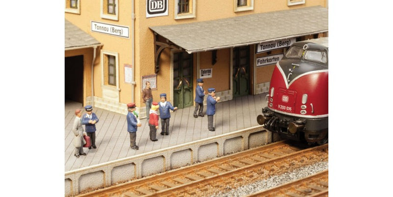 Noch Gmbh & Co 12900 On the Platform w/Scene Sound Module -- German Railroad Personnel pkg(6), TT Scale