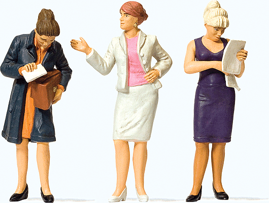 Preiser Kg 44907 Pedestrians -- Standing Women pkg(3), G Scale