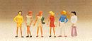 Pedestrians - Group of Girls, HO