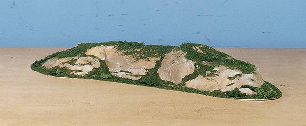 Woodland Scenics WOO1320 Rocky Ridges - Ready Landforms(TM) -- 9 x 25 x 3-1/2" 22.8 x 63.5 x 8.9cm, HO Scale